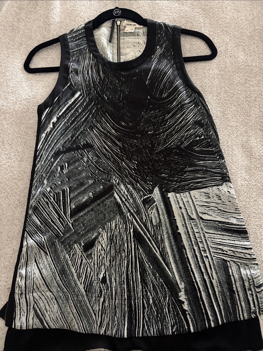 Black & White Textured Print Sleeveless Tunic Top